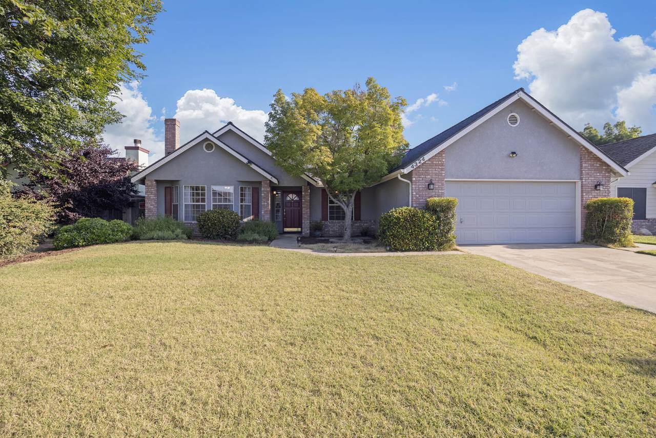 4324 Orchard Avenue - Photo 1