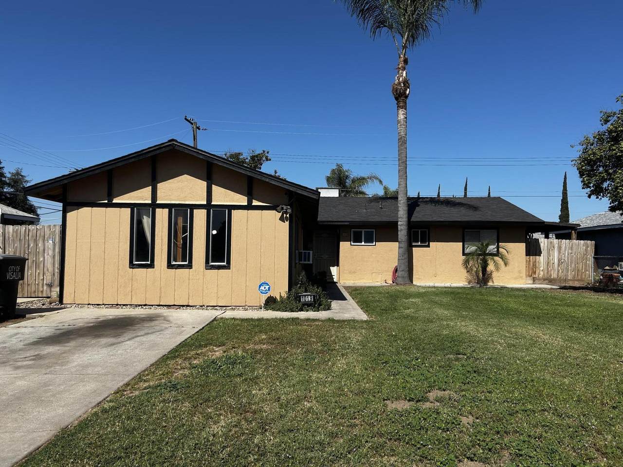1019 Gowdy Street - Photo 1