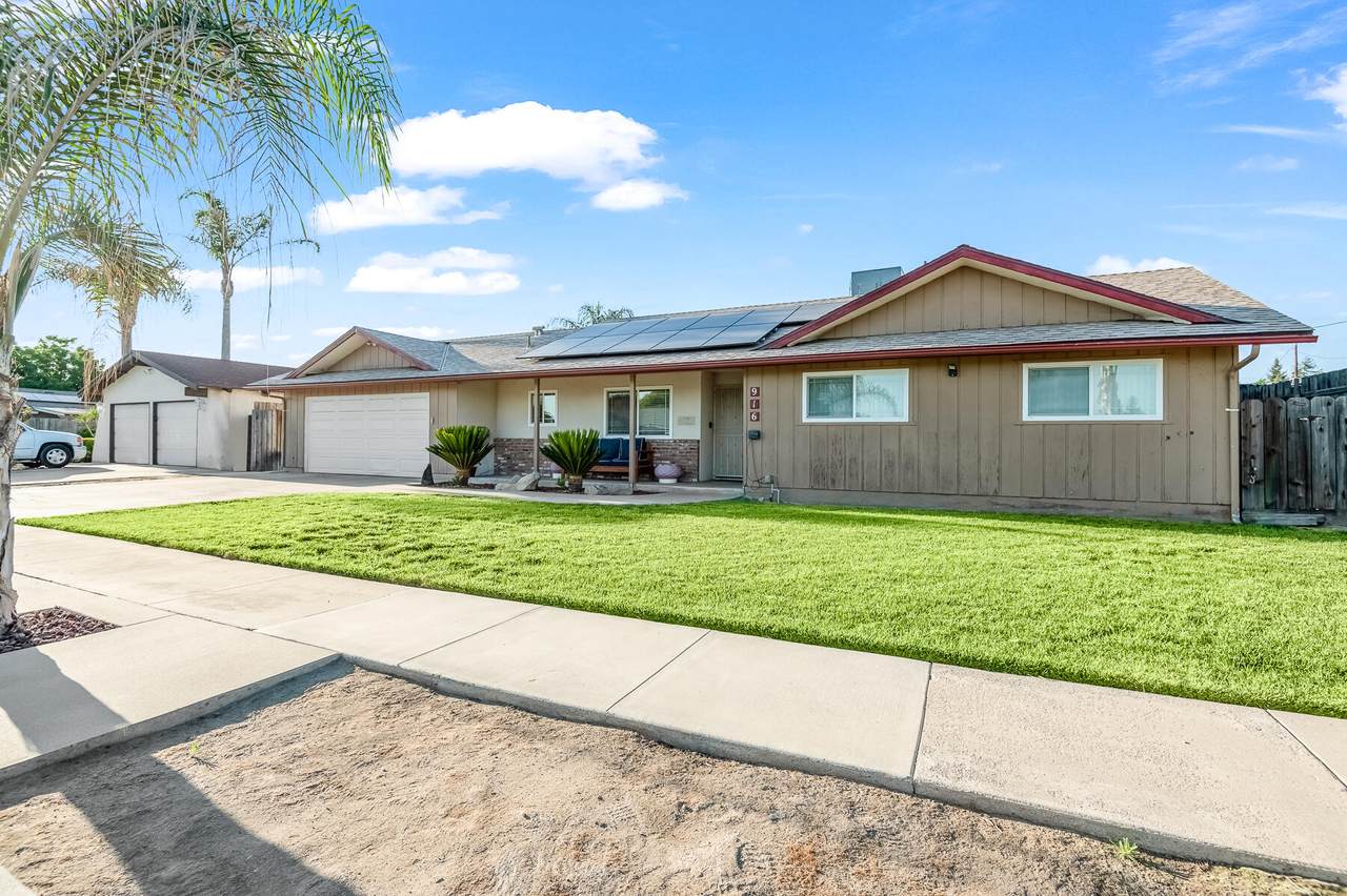 916 Royal Ann Avenue - Photo 1