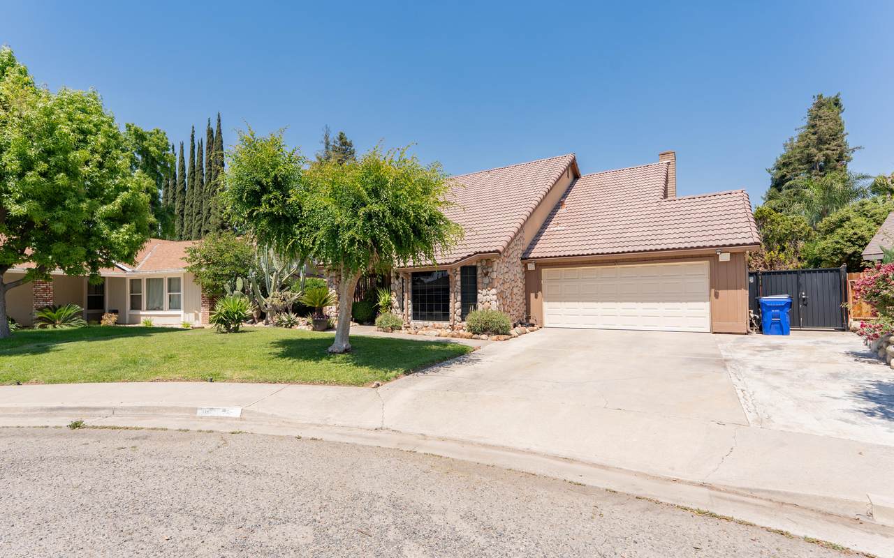 1490 Nancy Circle - Photo 1
