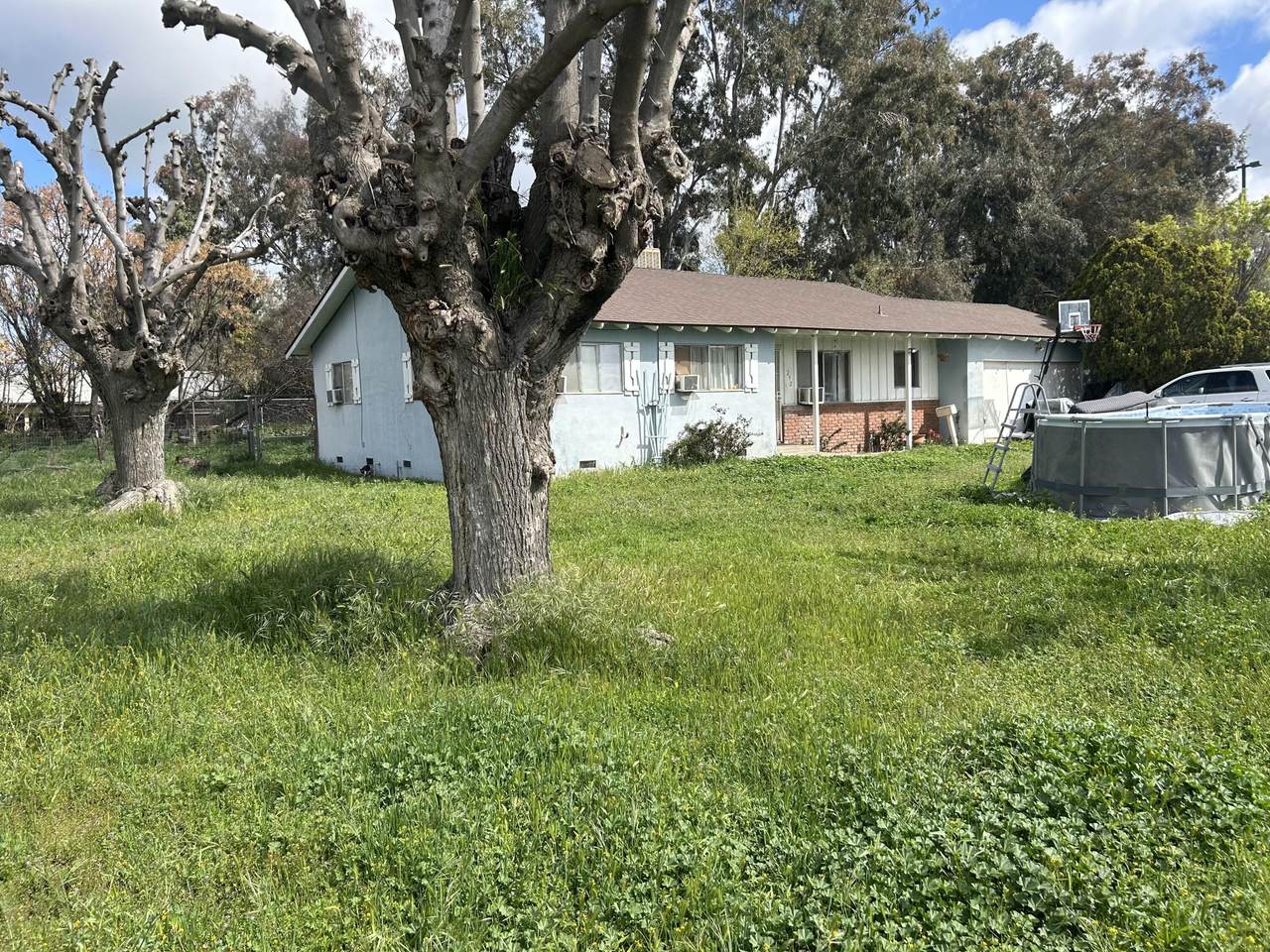 292 Villa Street - Photo 1