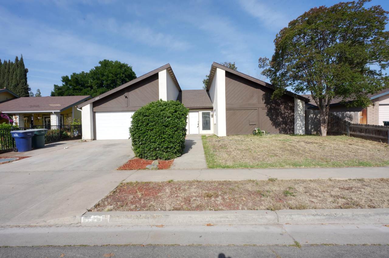 1159 Jamestown - Photo 1