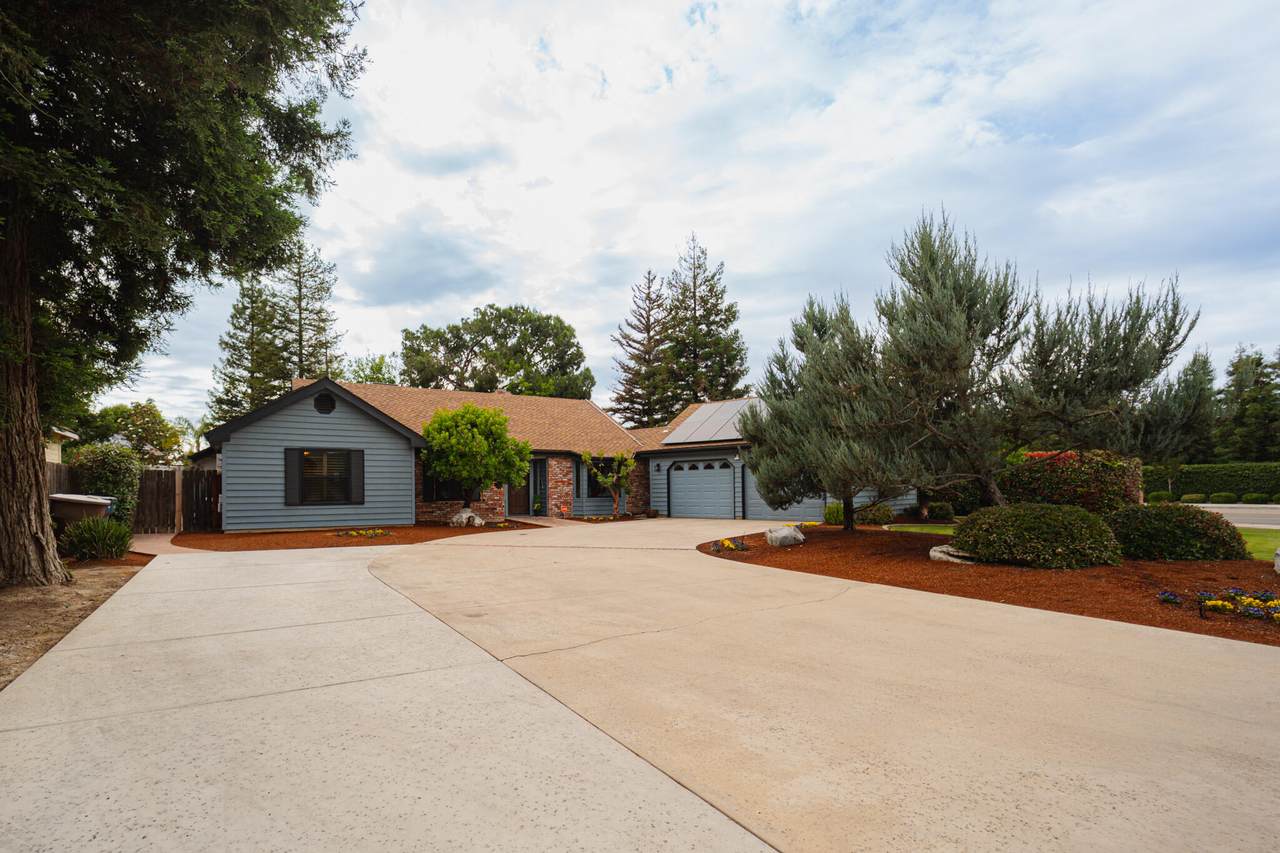 1265 Margaret Street - Photo 1