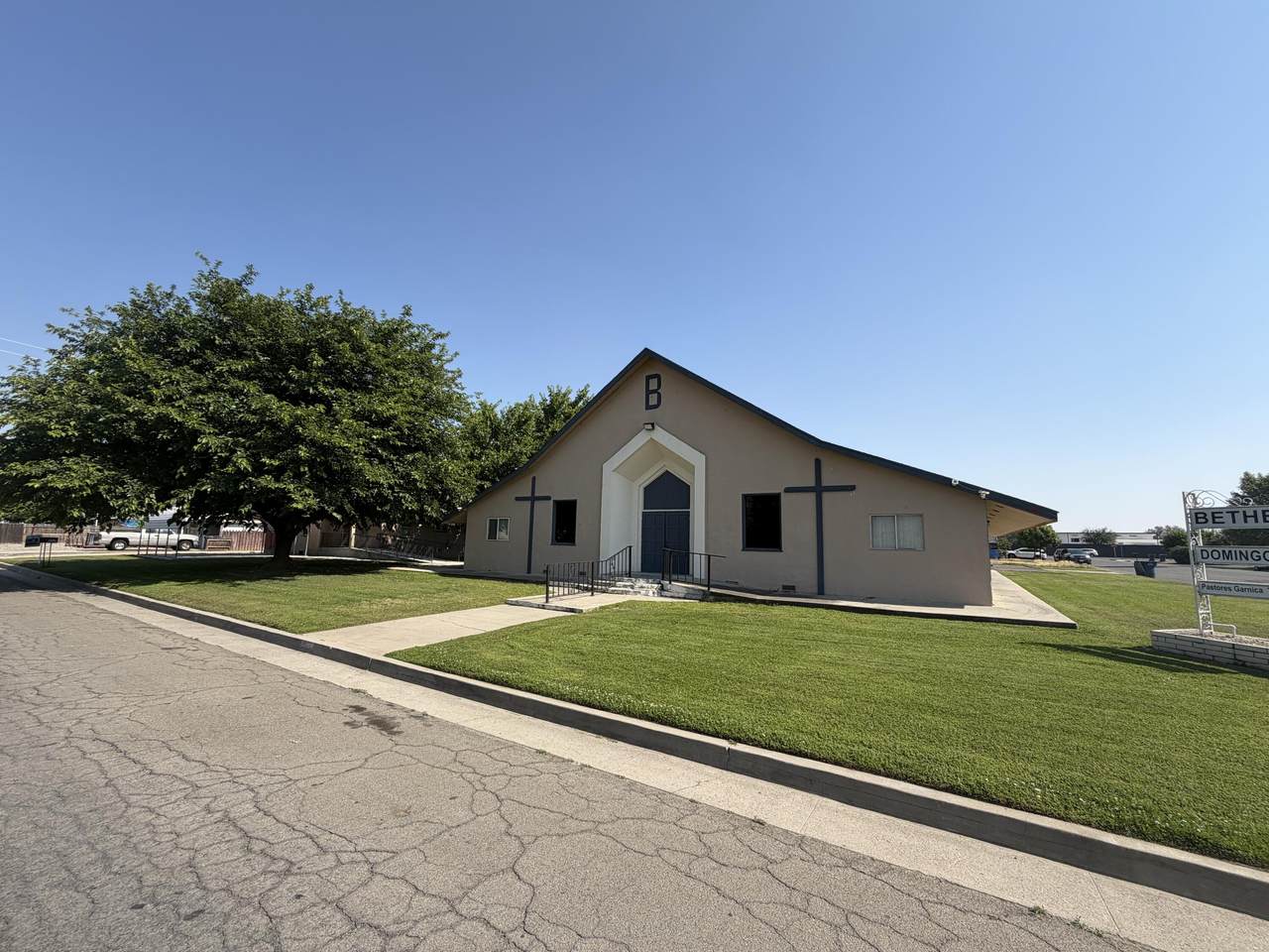 947 Kern Avenue - Photo 1