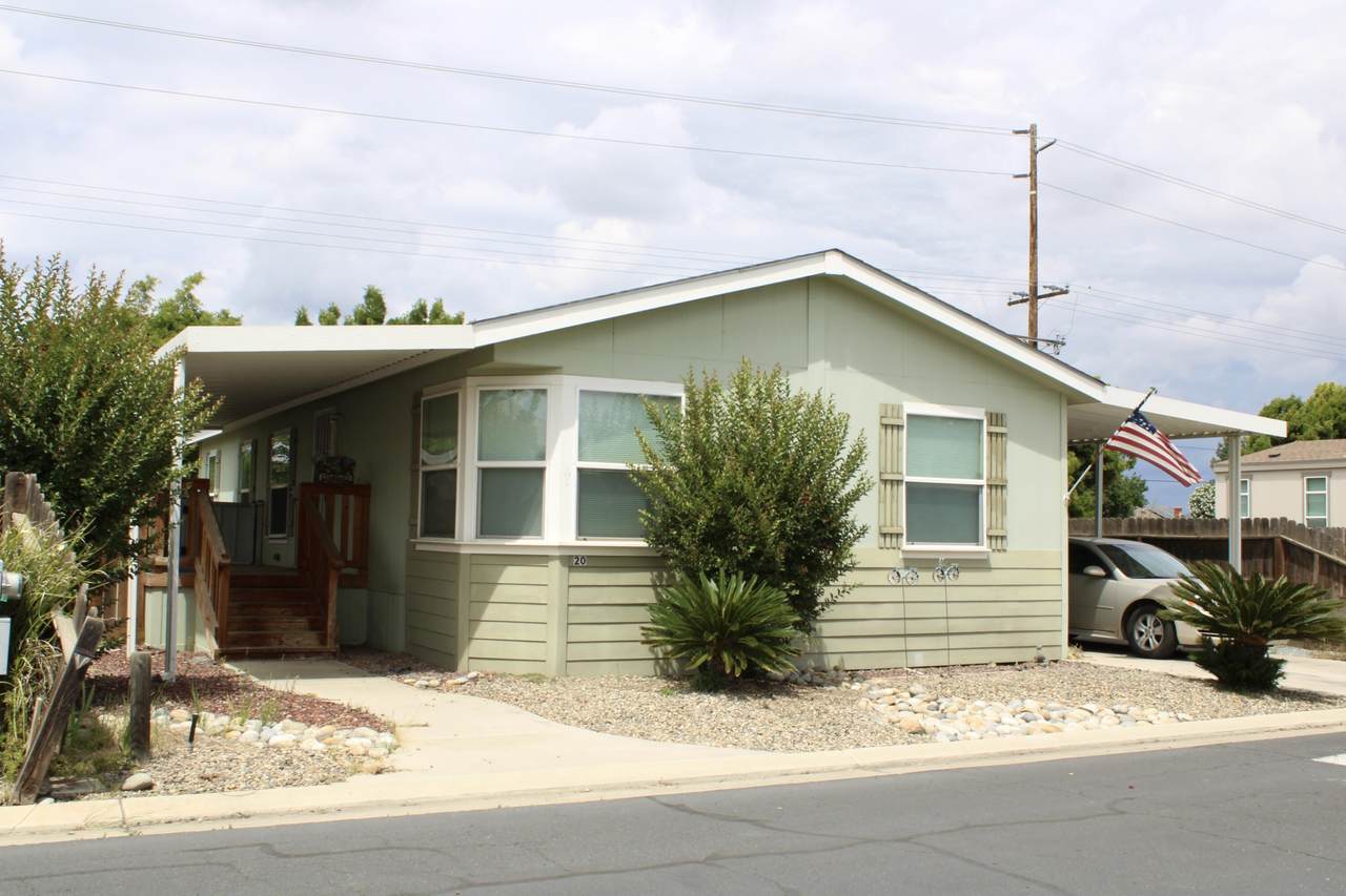 100-20 Westwood Street - Photo 1