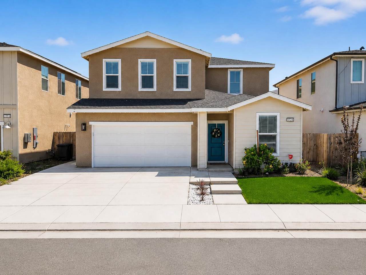 4242 Hampton Way - Photo 1