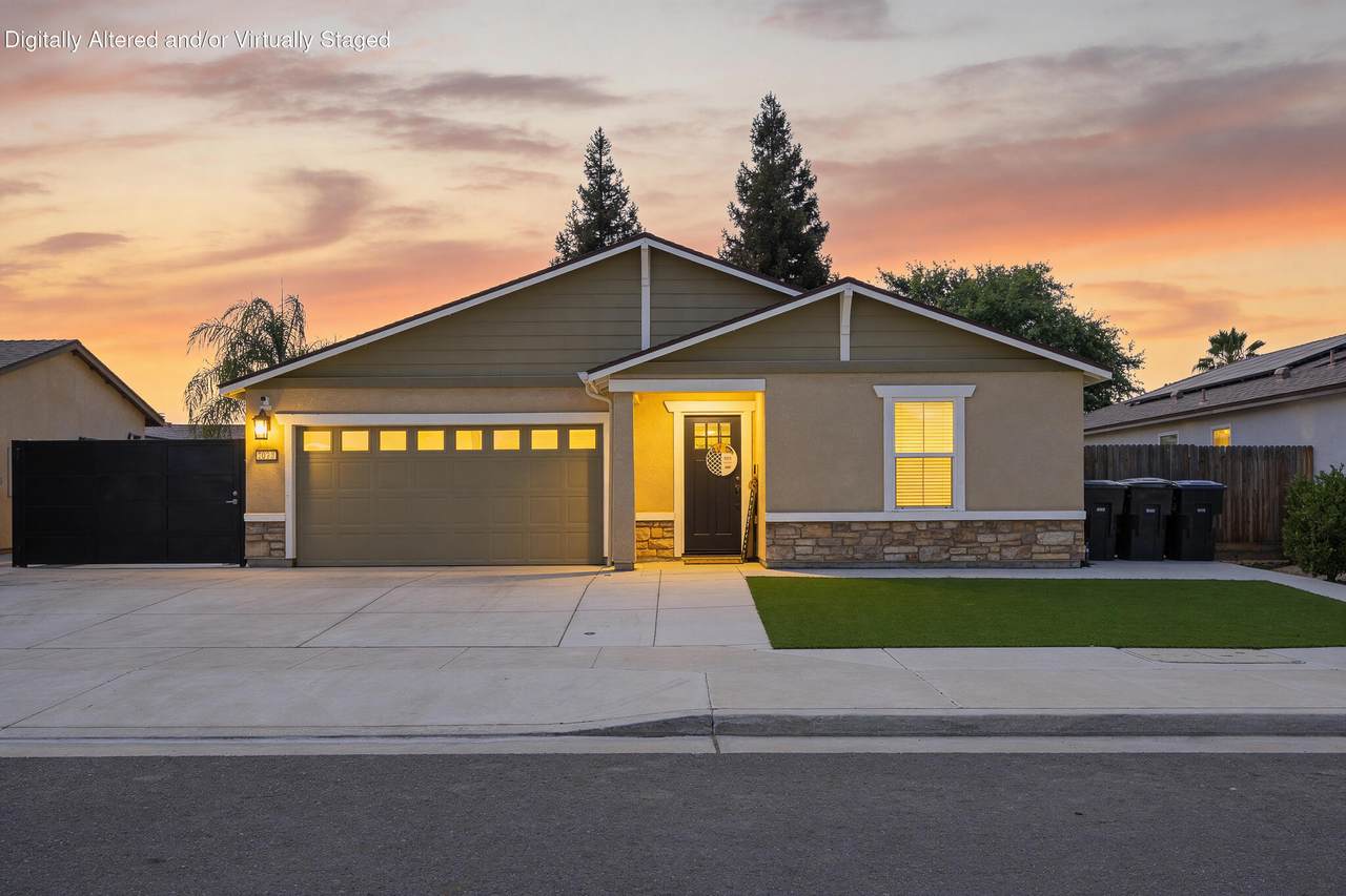 2611 Spruce Street - Photo 1