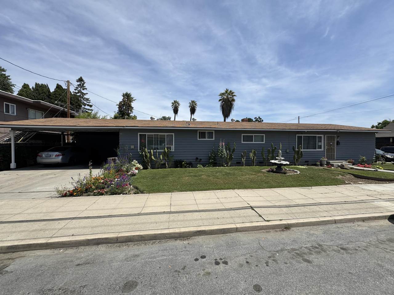 704 Floral Street - Photo 1