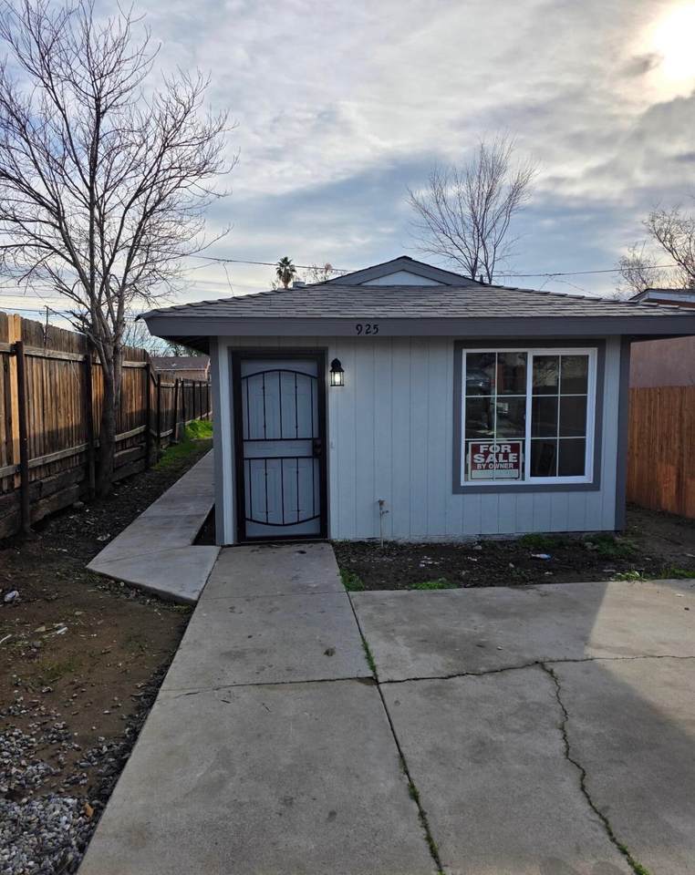 925 Jeffrey Street - Photo 1