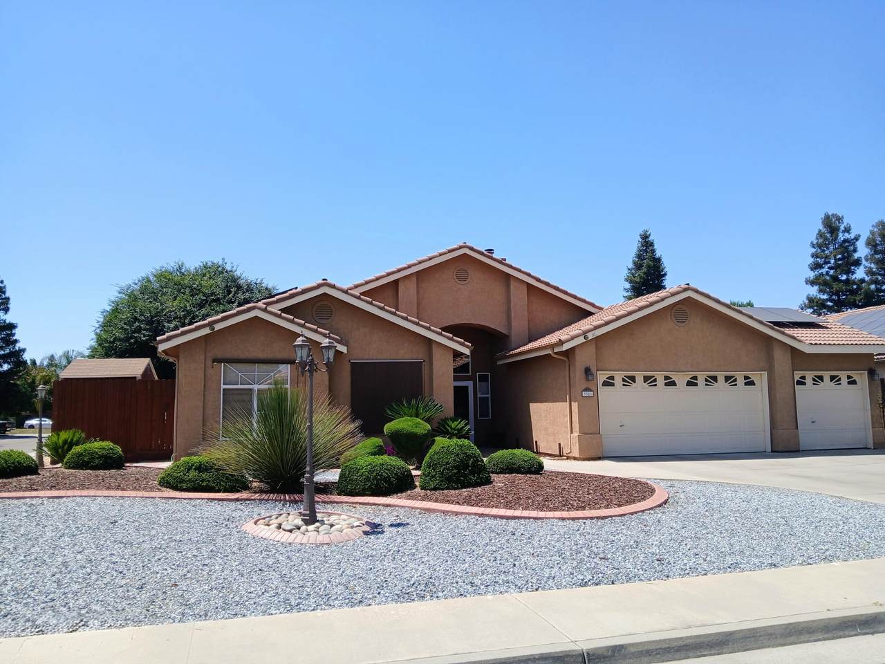 3321 Stover Street - Photo 1
