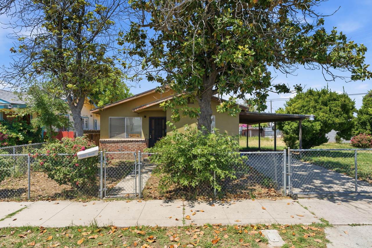 117 5th Avenue - Photo 1