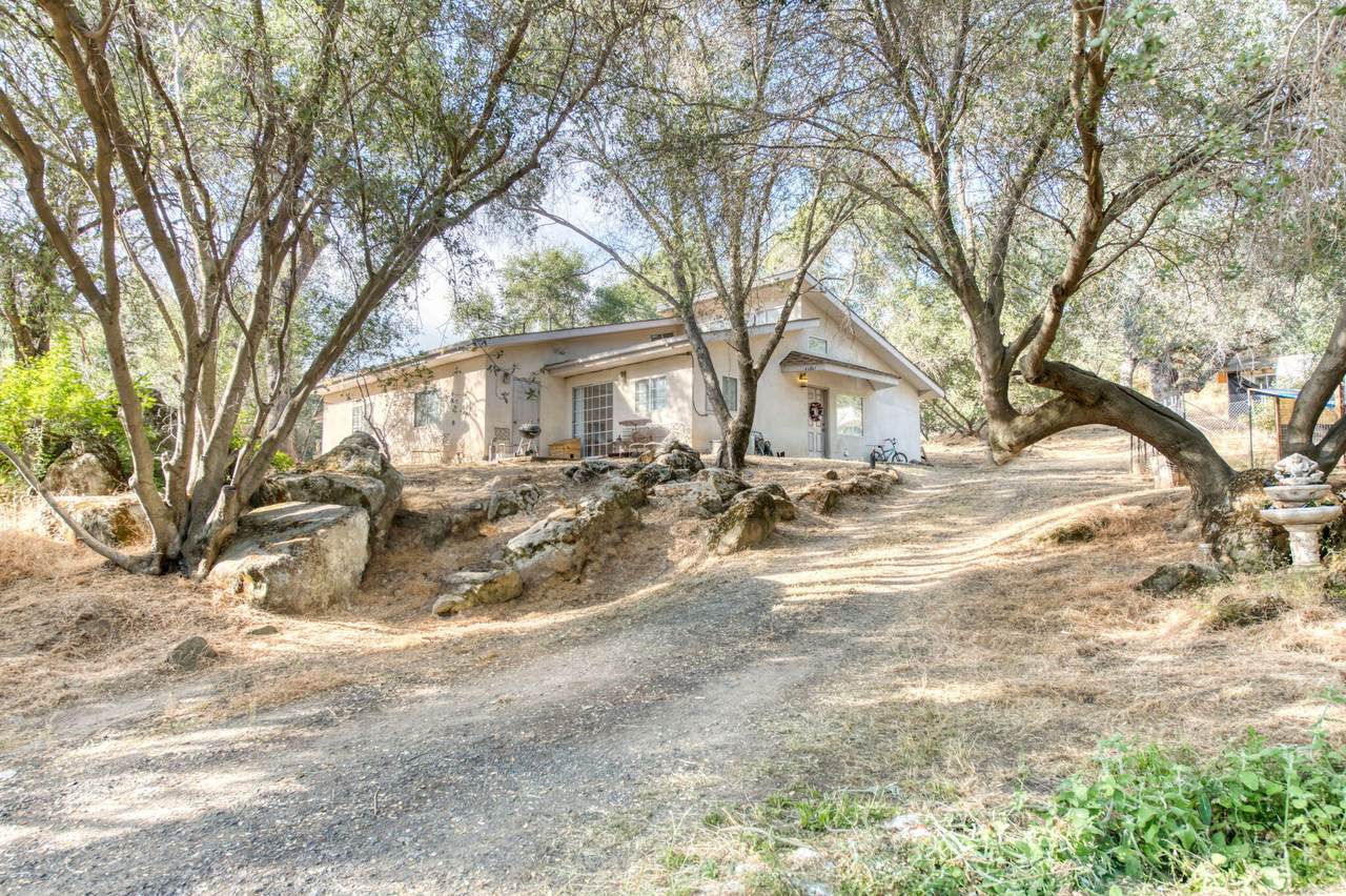 43867 Trabuco Court - Photo 1