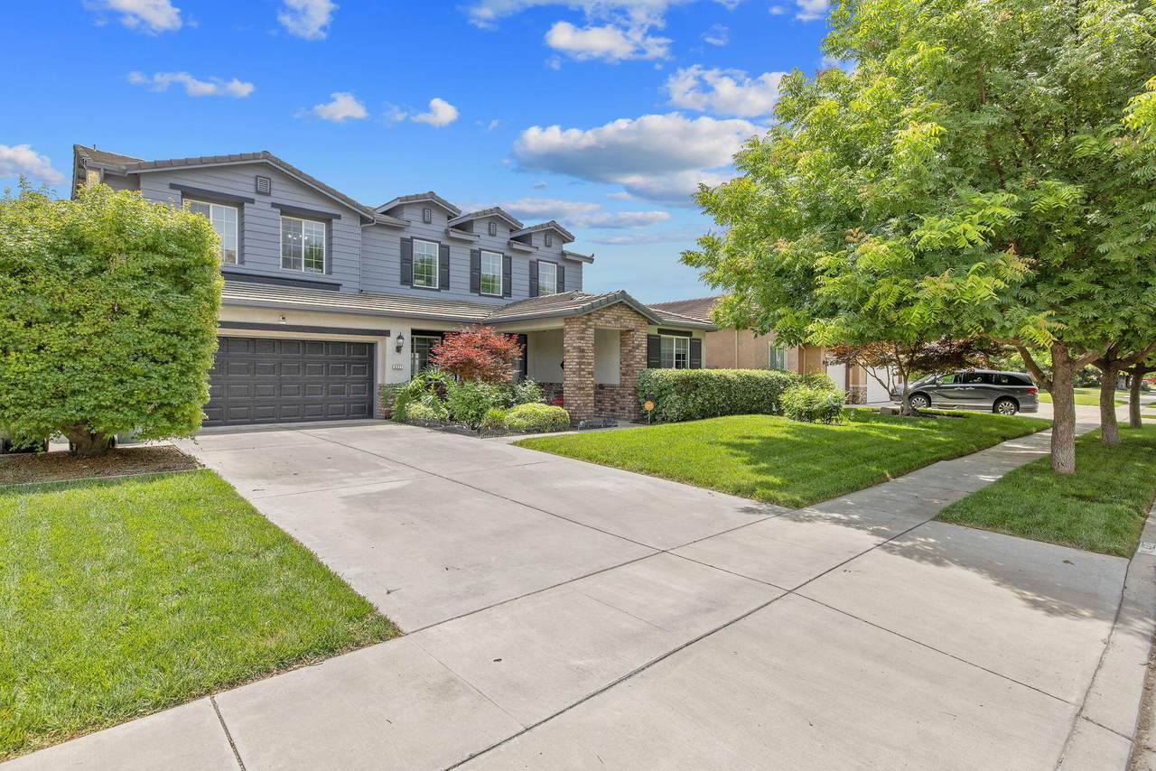 4217 Elowin Court - Photo 1