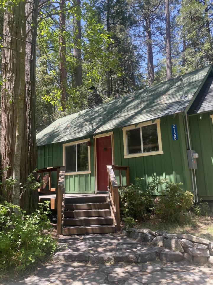 2128 Ferguson Drive - Photo 1