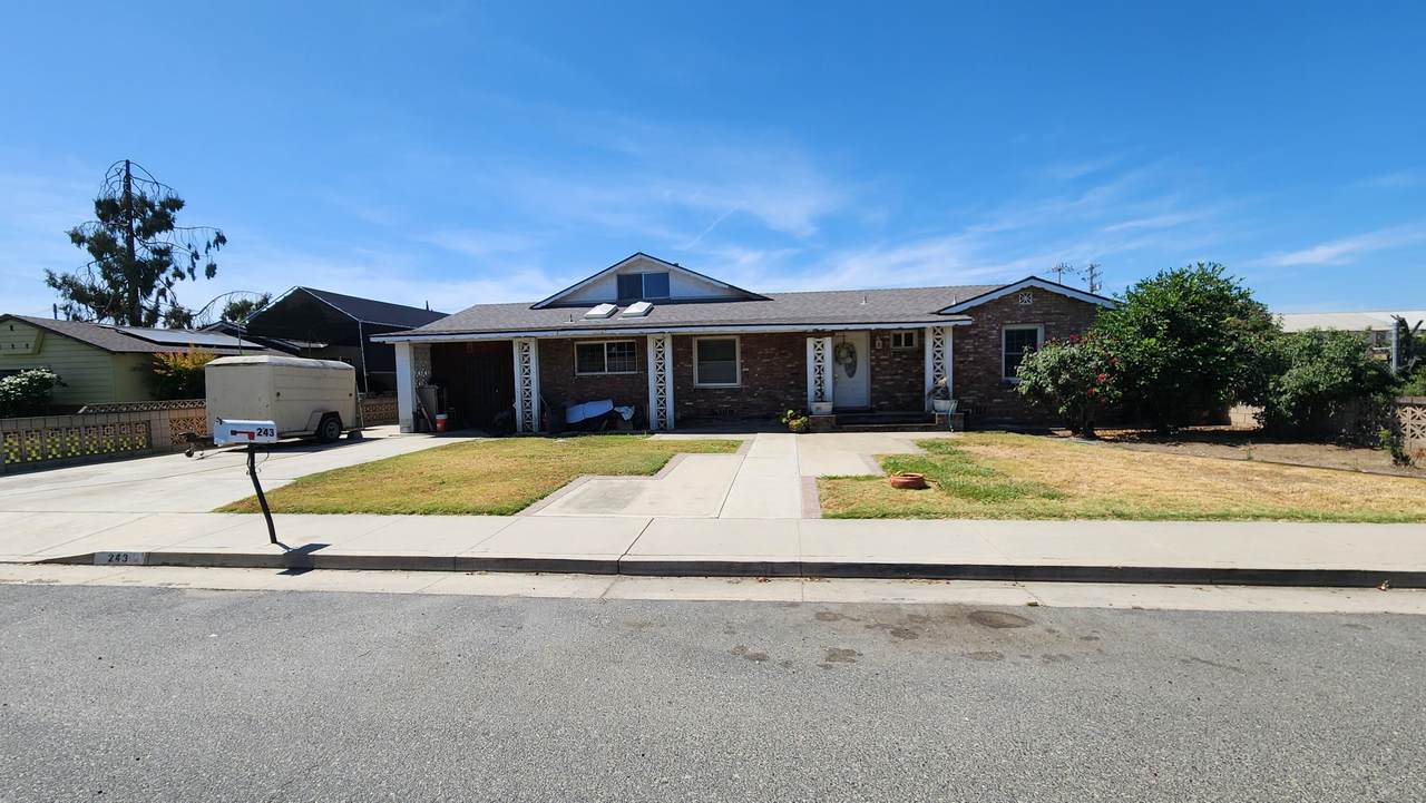 243 Lois Avenue - Photo 1