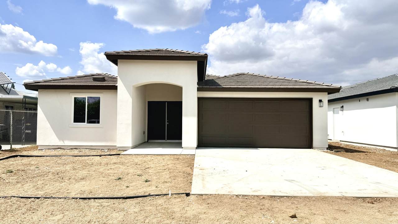23070 Lawson Avenue - Photo 1