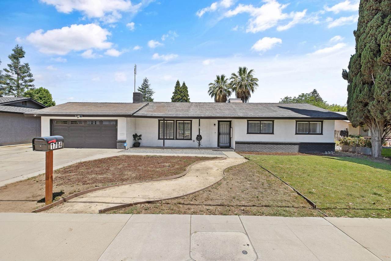 1704 Santa Fe Street - Photo 1