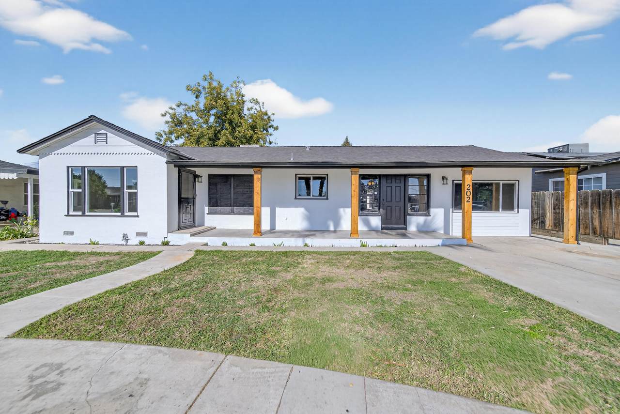 202 Gail Avenue - Photo 1