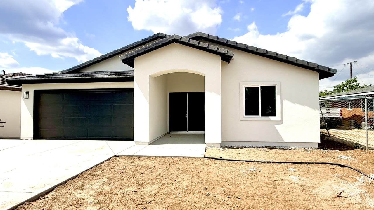 23078 Lawson Avenue - Photo 1