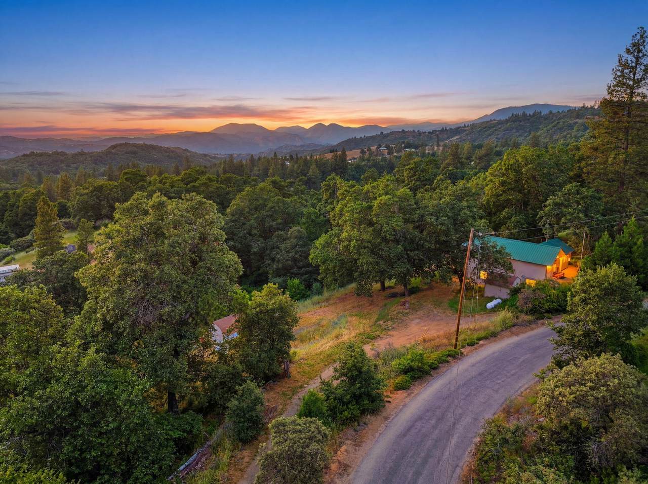 53237 Hogback Drive - Photo 1