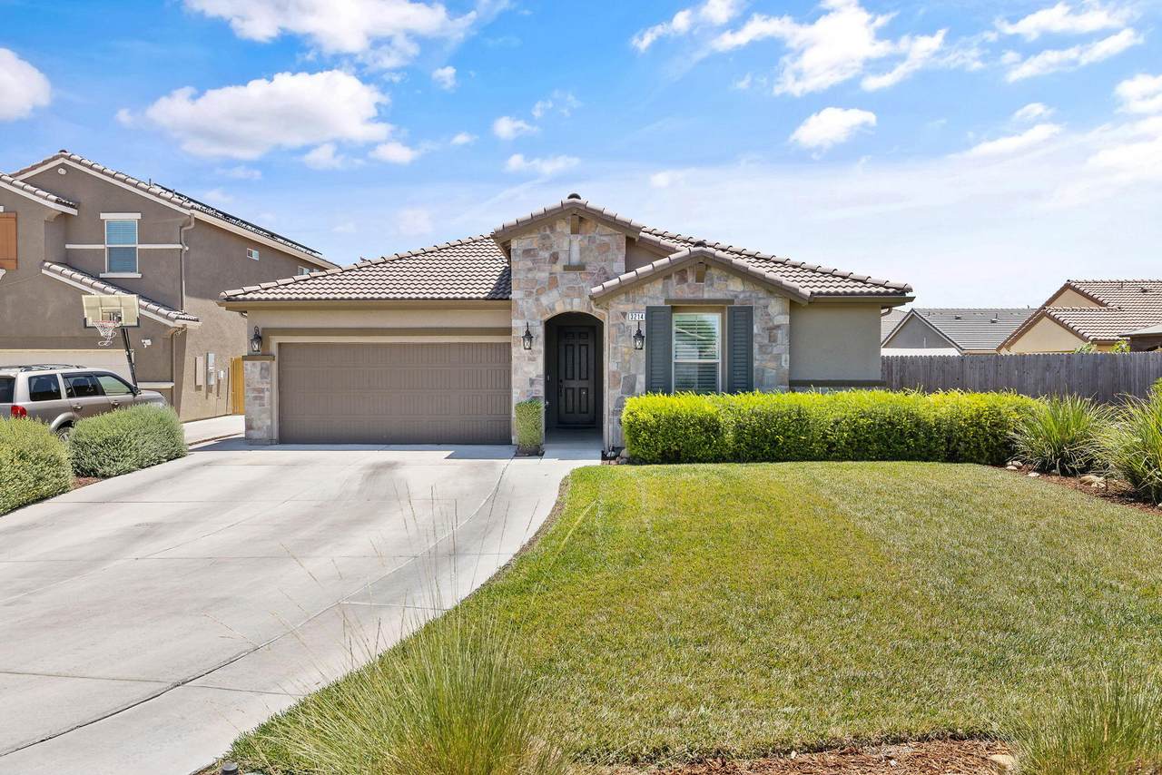 3214 Hall Court - Photo 1