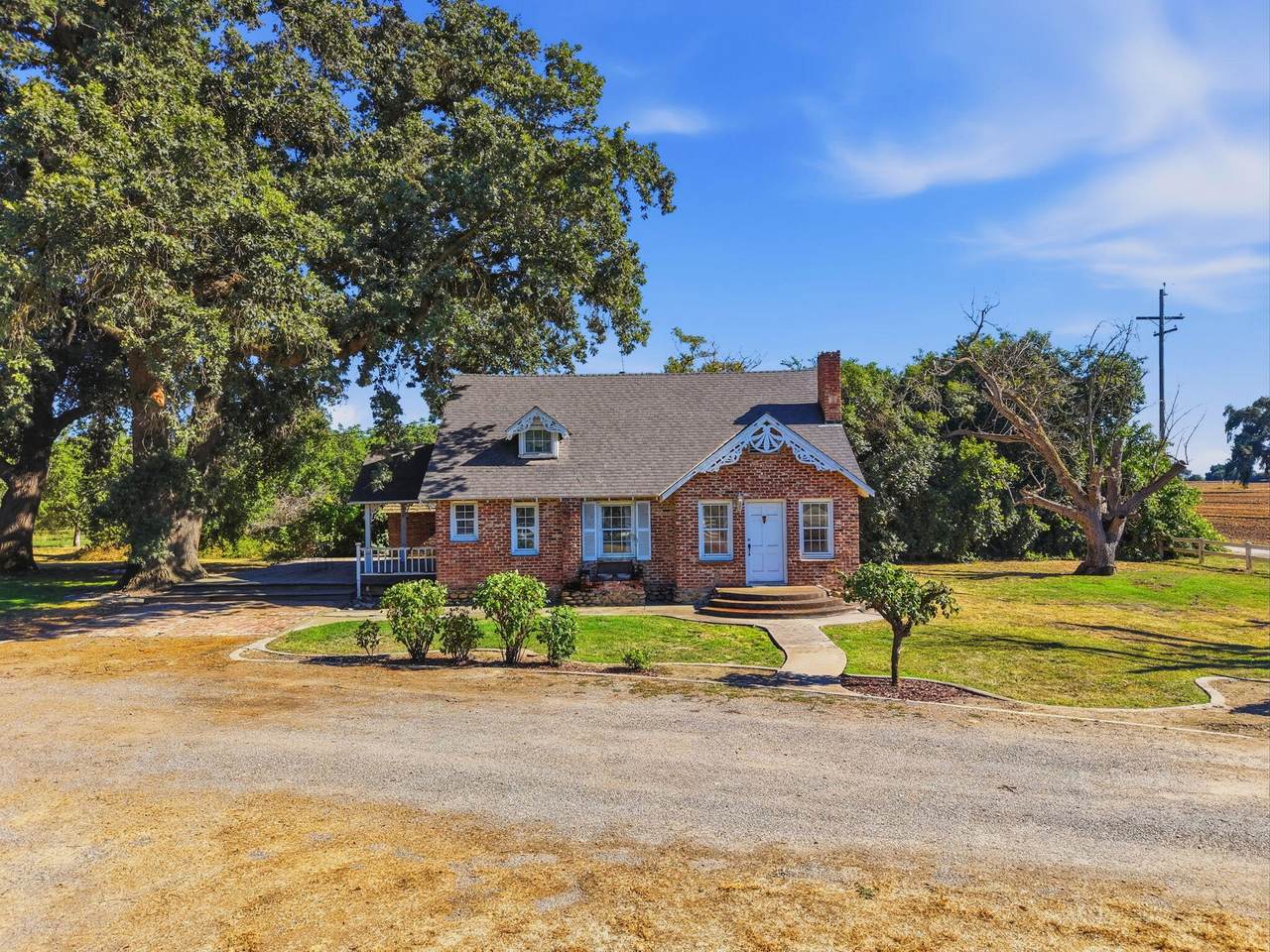 21530 Tiburcio Avenue - Photo 1