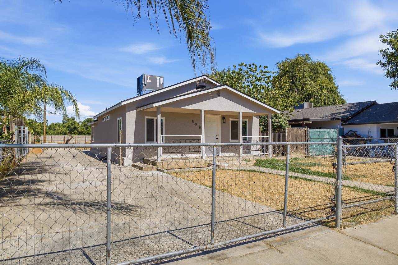 528 Brundage Avenue - Photo 1