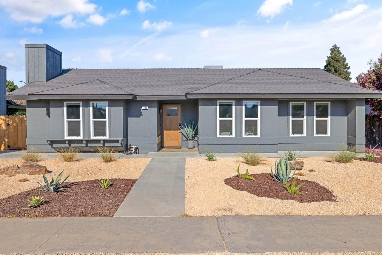 1222 Laspina Street - Photo 1