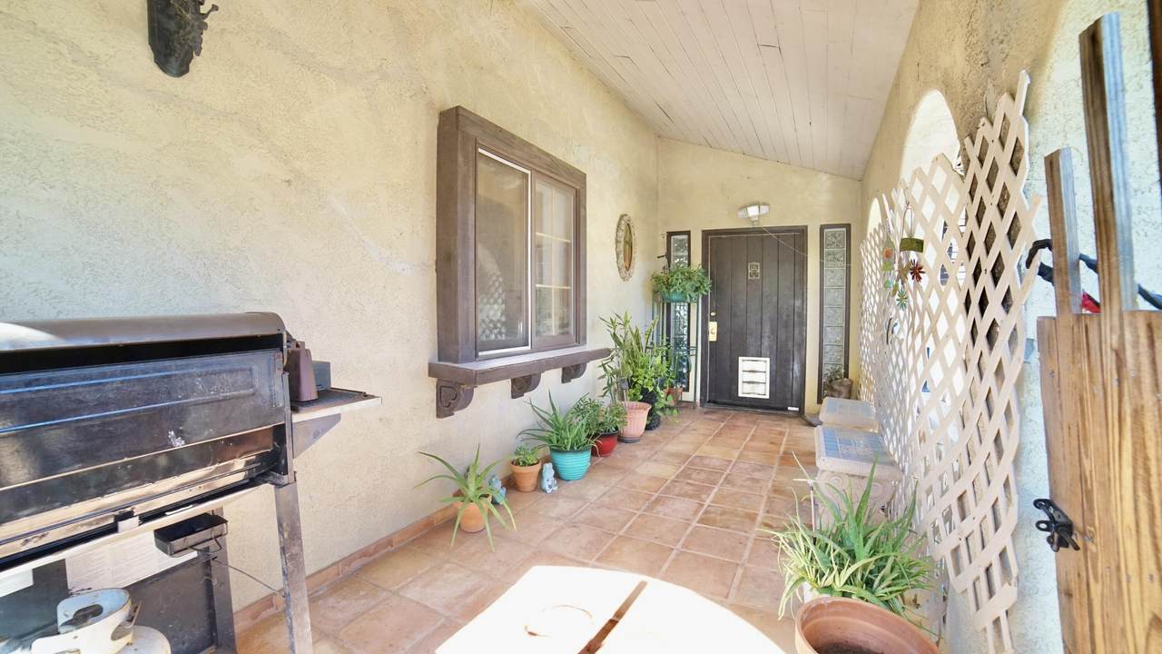 1166 Harvard Avenue - Photo 1