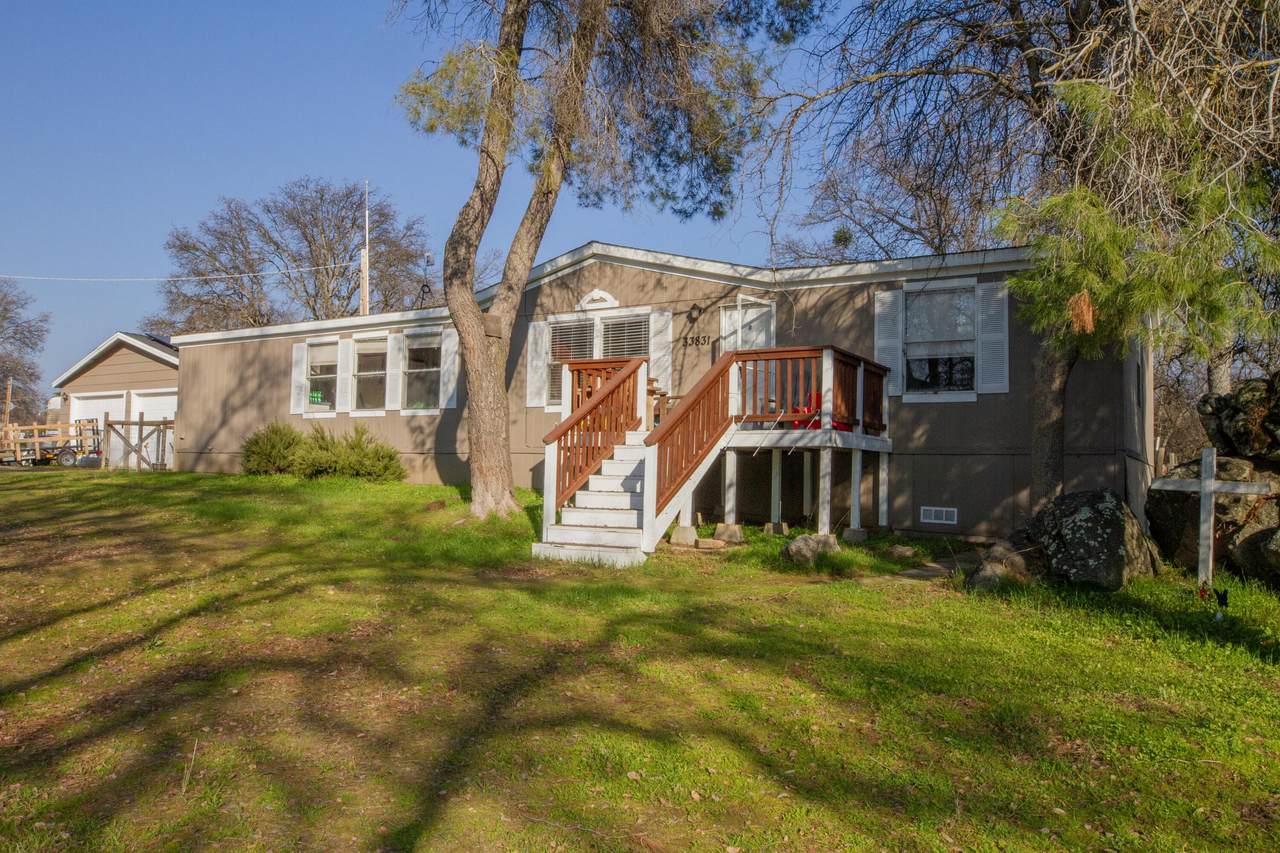 33831 Medford Road - Photo 1
