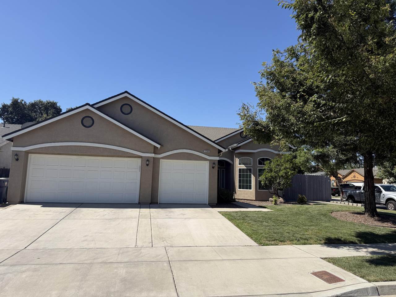2289 Kaiser Creek Avenue - Photo 1