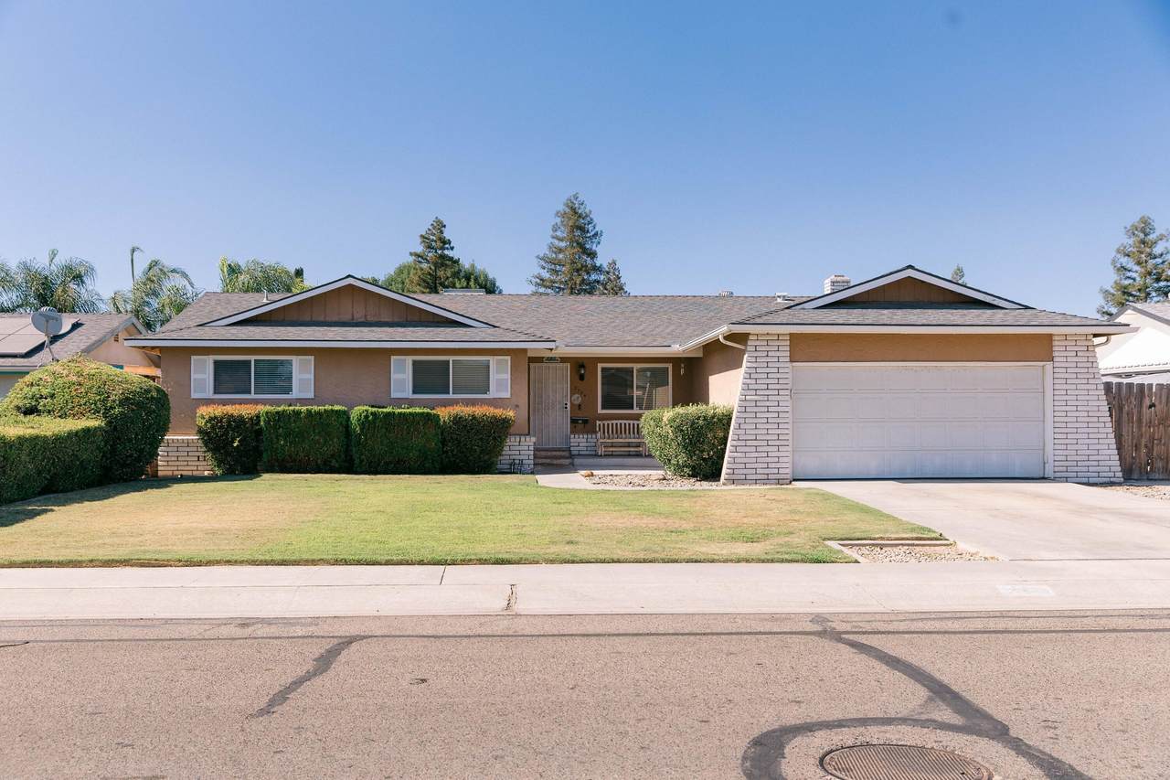 2704 Dorothea Avenue - Photo 1