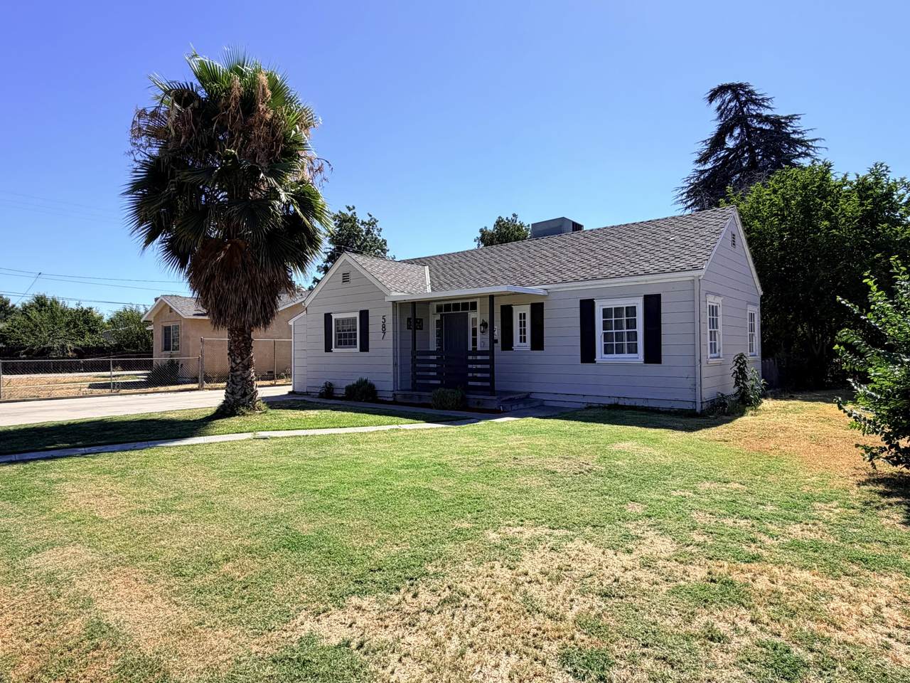 587 Lihu Street - Photo 1