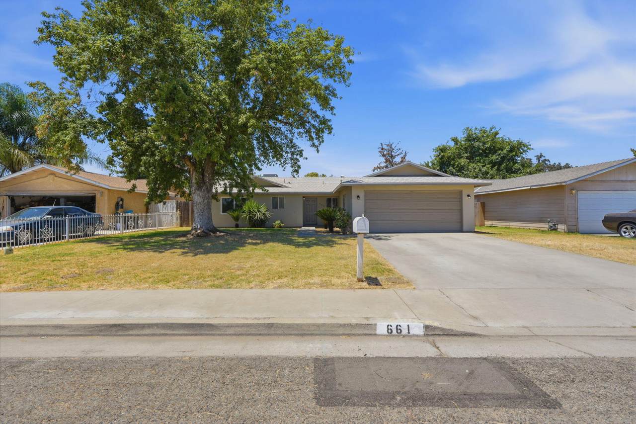 661 Sandy Avenue - Photo 1