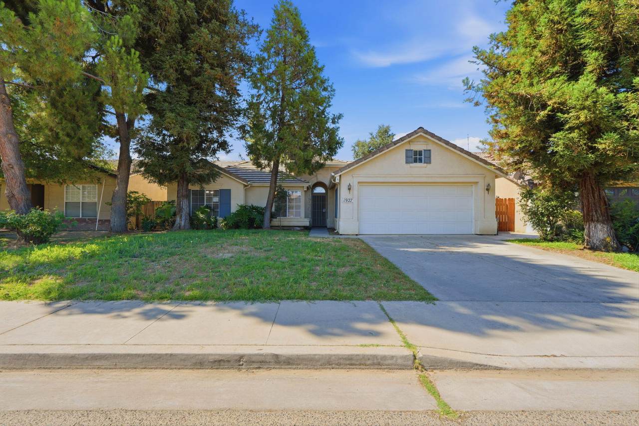 1927 Monache Avenue - Photo 1