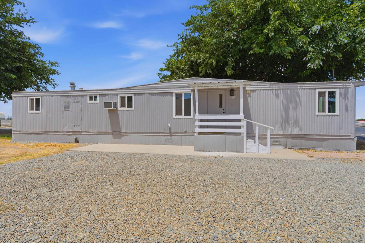 12846-15 Lacey Boulevard - Photo 1