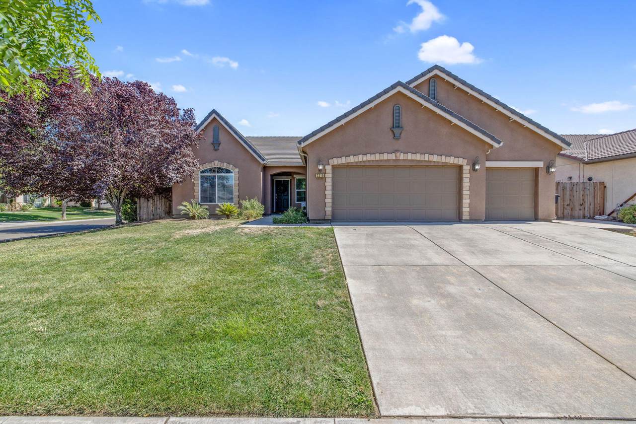 2319 Tyler Avenue - Photo 1
