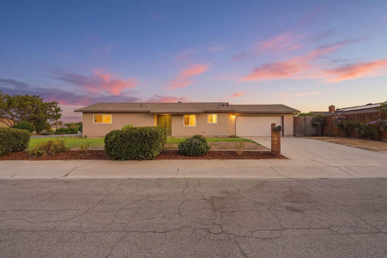 905 Leila Street - Photo 1