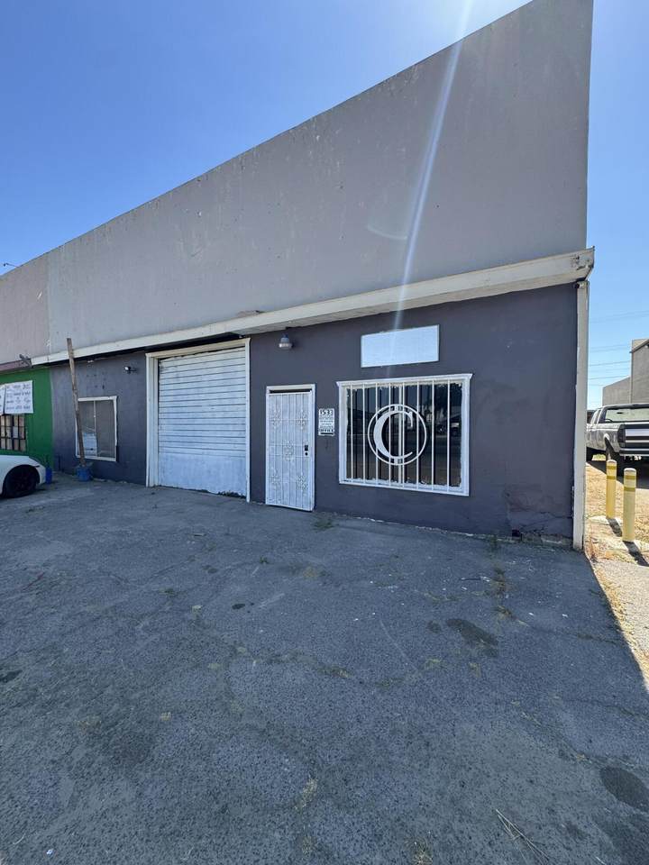 1533 K Street - Photo 1
