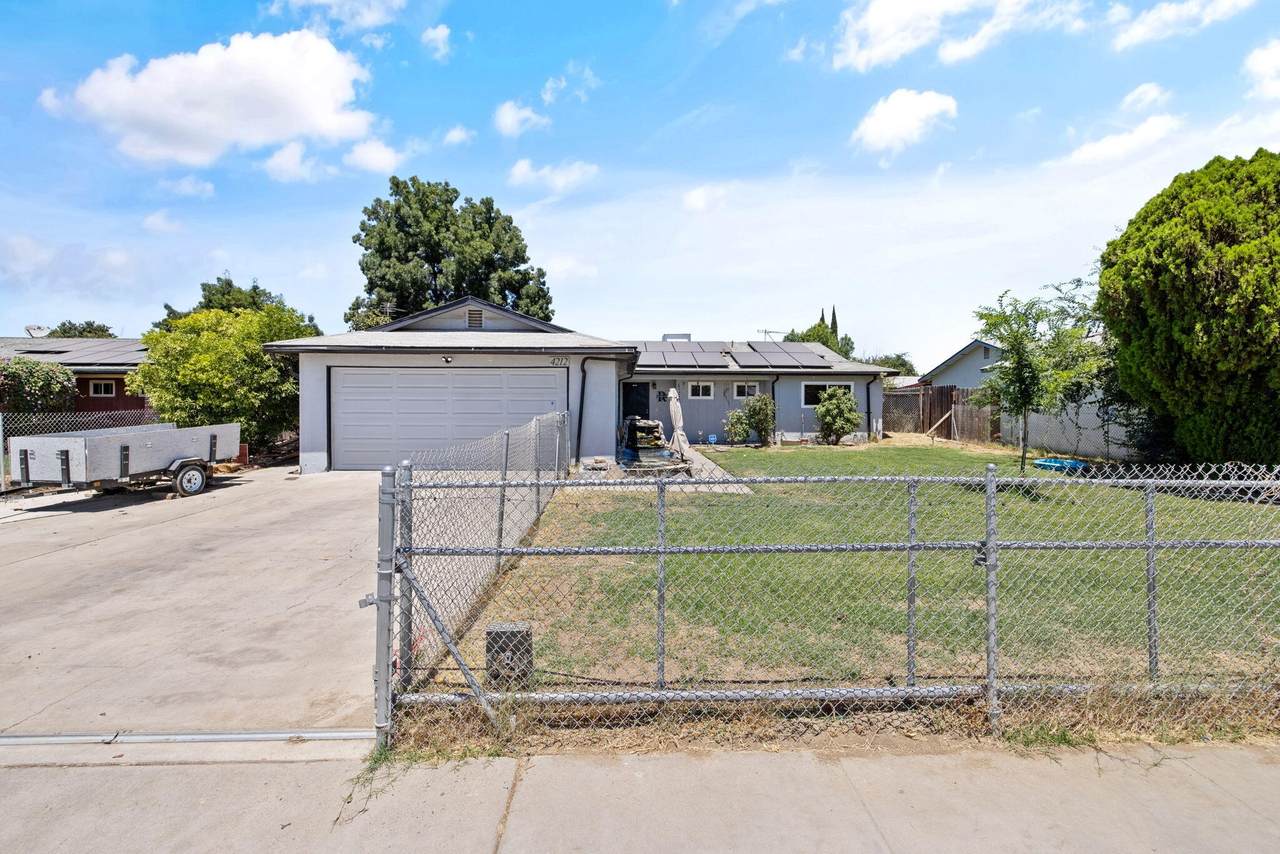 4212 Whitendale Avenue - Photo 1
