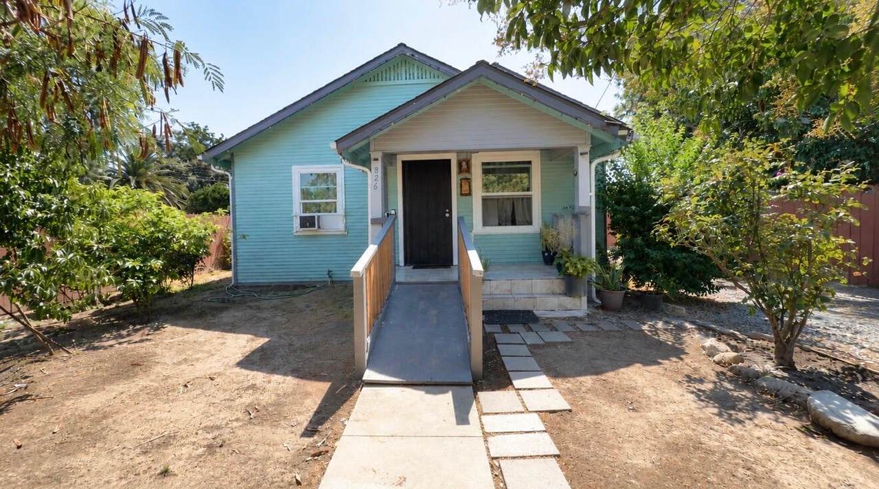 826 West Street - Photo 1