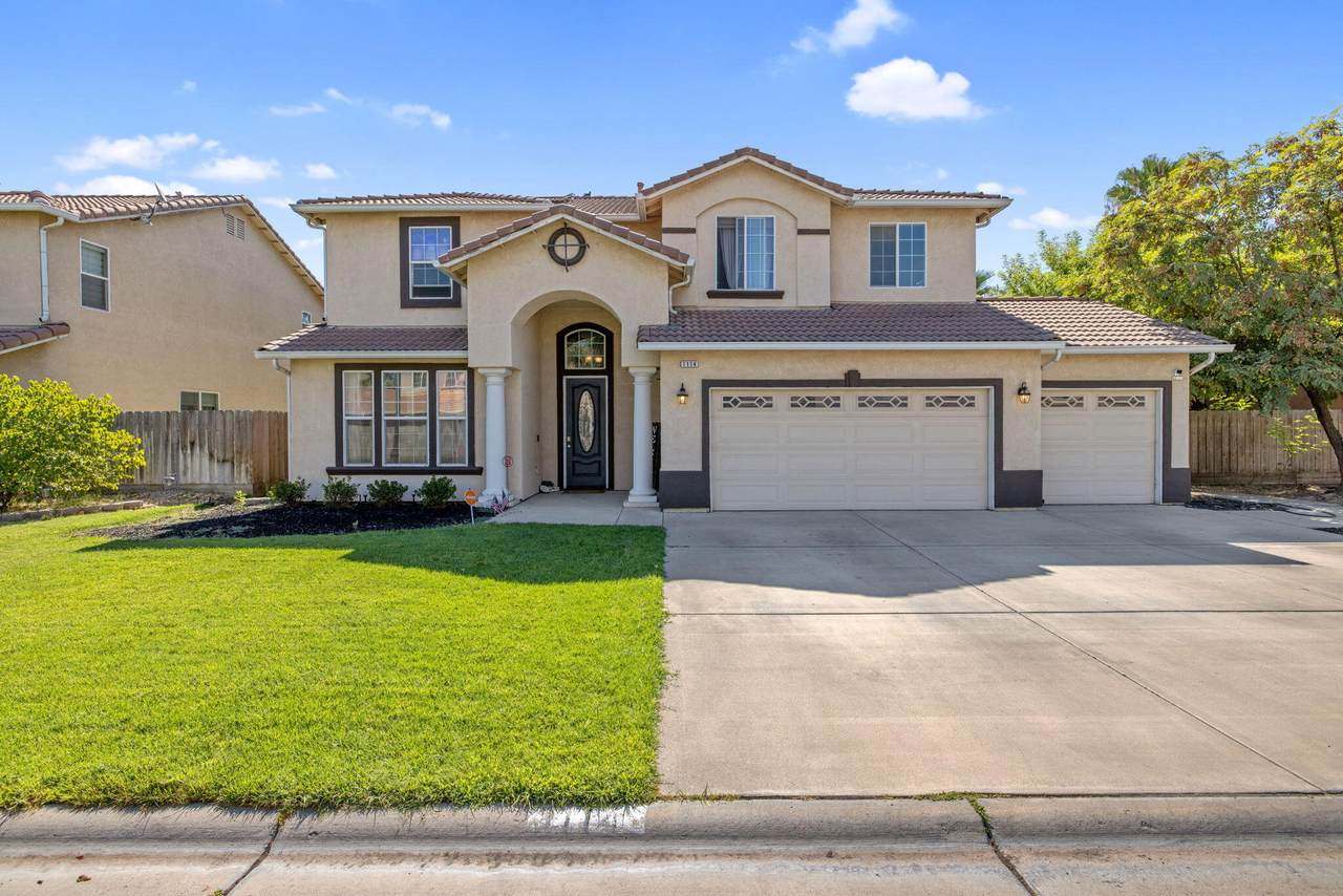 1114 Paradise Drive - Photo 1