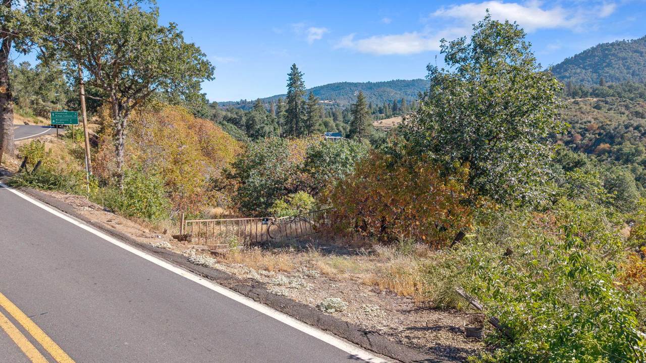 49195 Dunlap Road - Photo 1