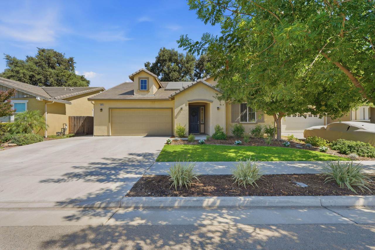 4306 Lark Avenue - Photo 1
