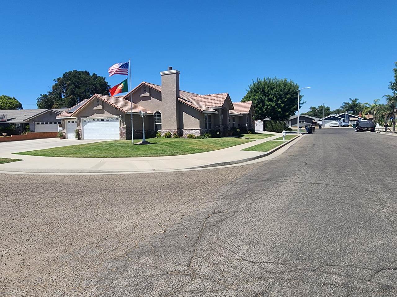1717 Ash Avenue - Photo 1
