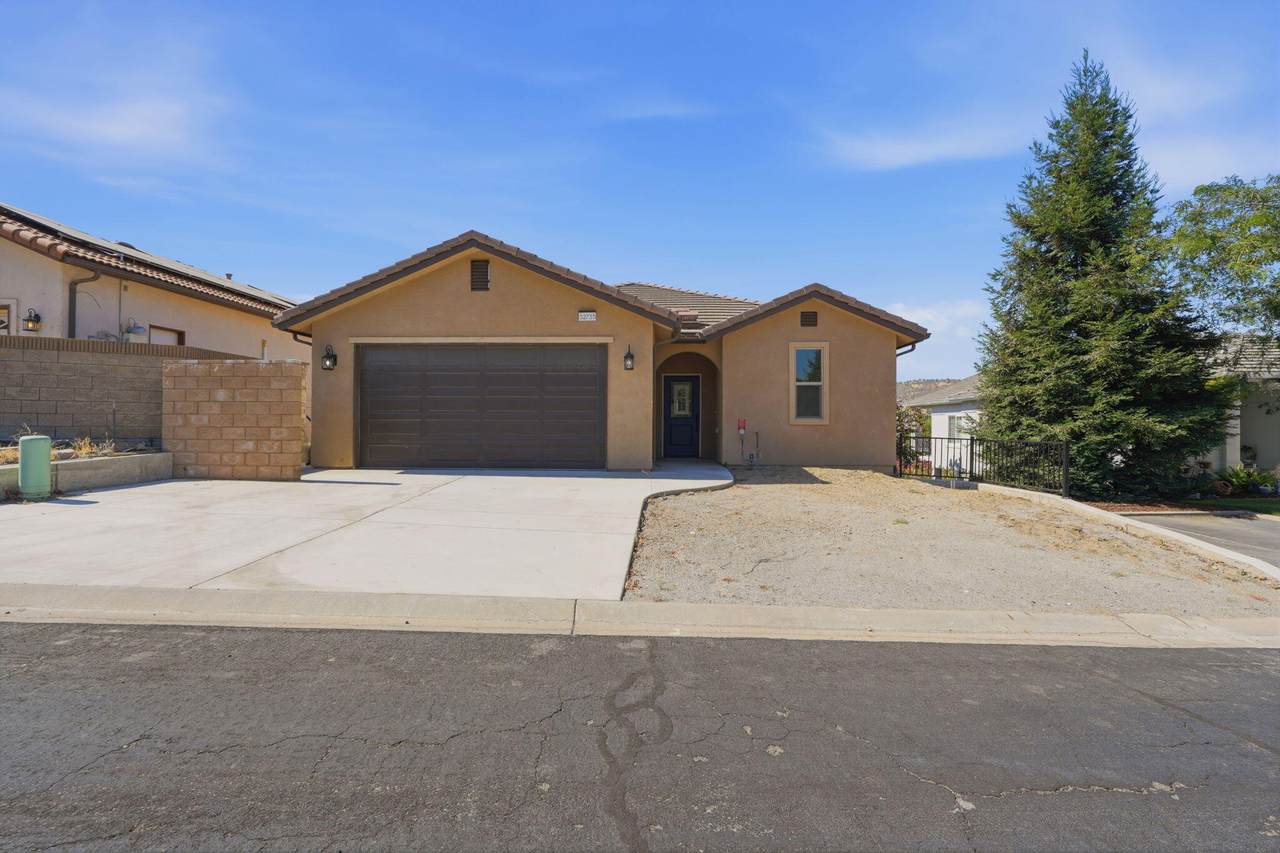 32735 Greene Drive - Photo 1