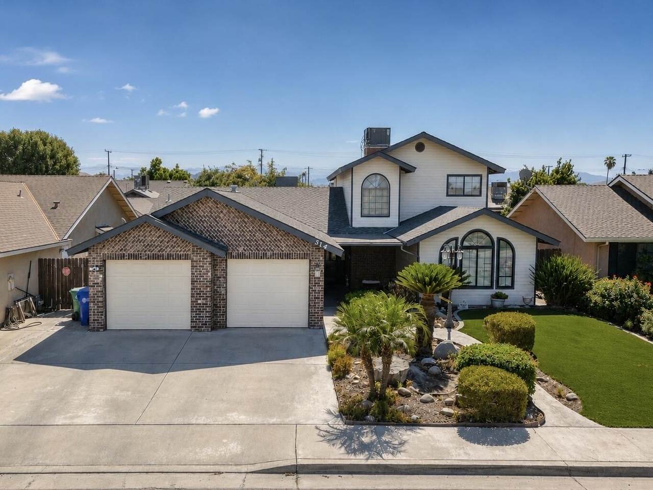 514 Balmoral Drive - Photo 1