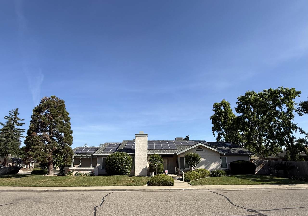 2300 Iris Avenue - Photo 1