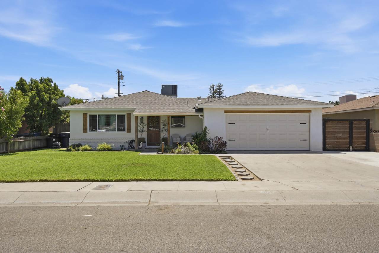2027 Ash Avenue - Photo 1