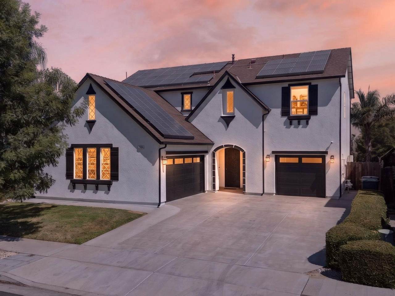 650 Firenze Street - Photo 1